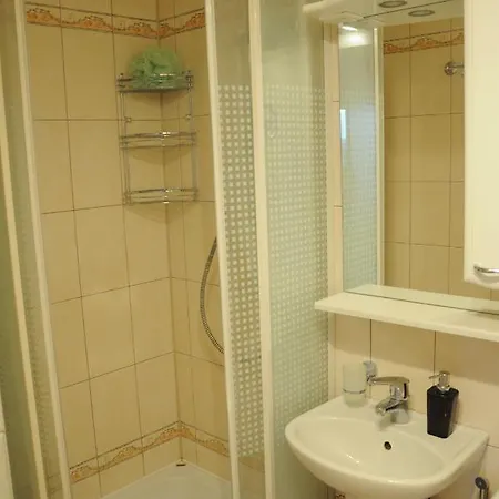 Denis Apart, 2 комнаты, до 4 человек, рядом вокзал Apartament *
