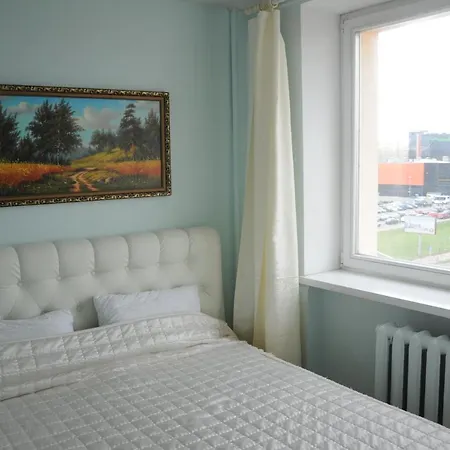 Denis Apart, 2 комнаты, до 4 человек, рядом вокзал Apartament Mińsk